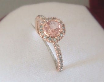 Natural 0.5 carat peach sapphire.Cyelon,Diamond gold Ring.