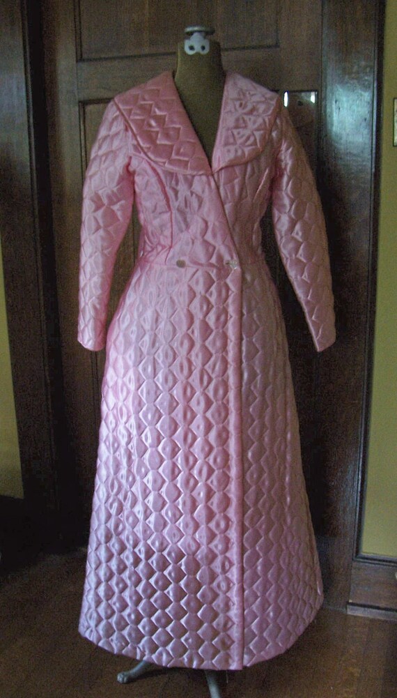 Shiny pink satin quilted robe full-length and fitted 1960s