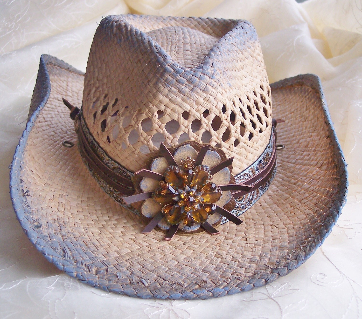 Bling Hat Ladies Hat Sun Hat Straw Cowgirl by ThePaintedPearlSRQ