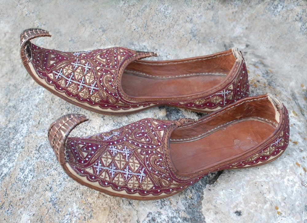 Khussa Curled Toe Shoe/Slippers Khussa Curled Toe Shoe/Slippers