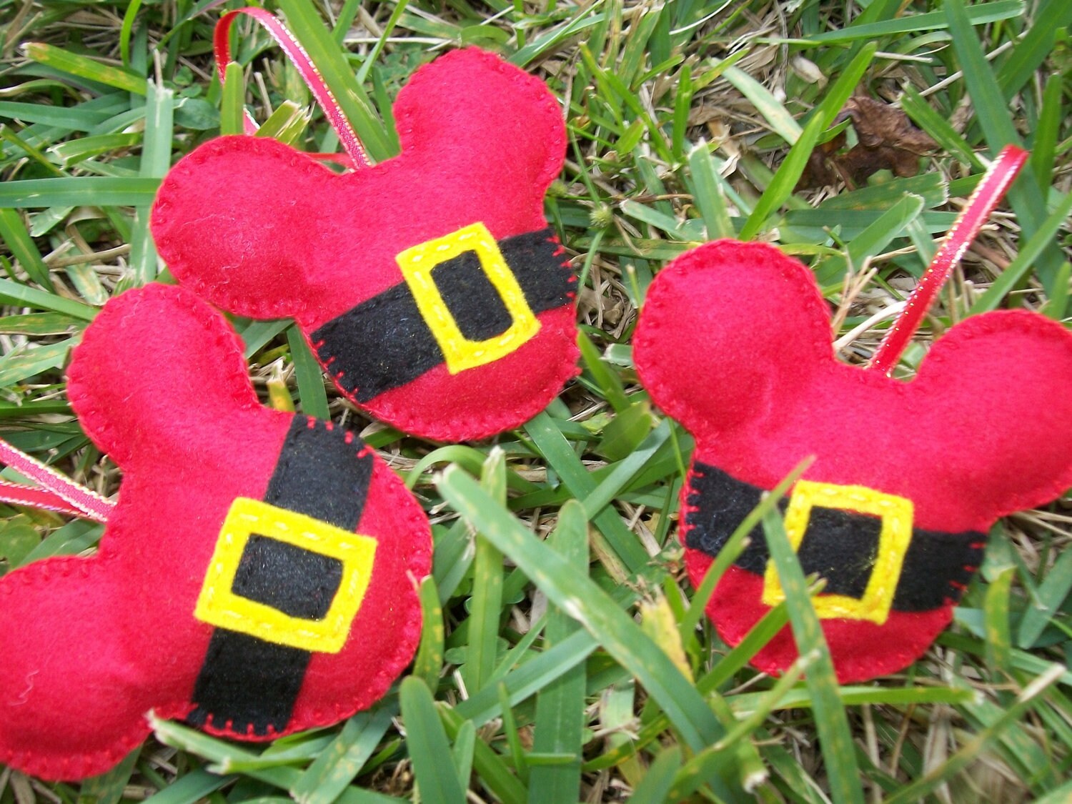 Mickey mouse felt ornament set of 3 by BellisimaSofia on Etsy