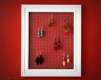 Earring holder, 8 x 10 white earring display, Wire mesh earring hanger, Trendy earring holder, Easy wall earring holders, Earring Display