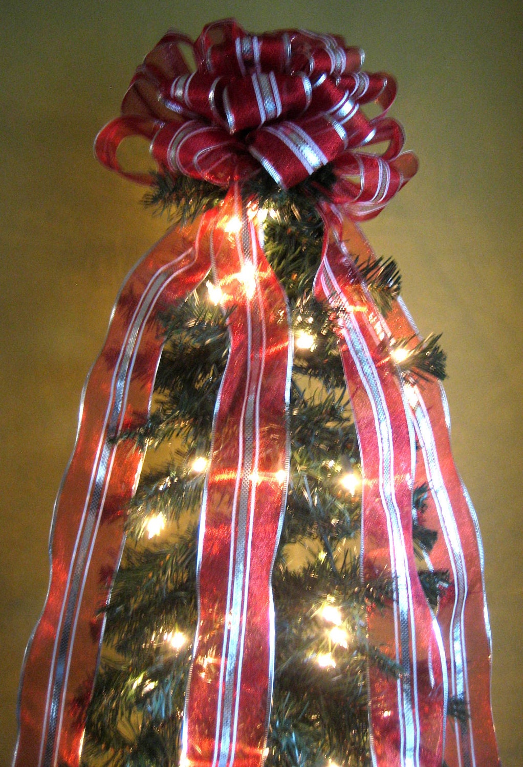 Red/Silver/White Christmas Tree Bow Topper Tree Topper with 7