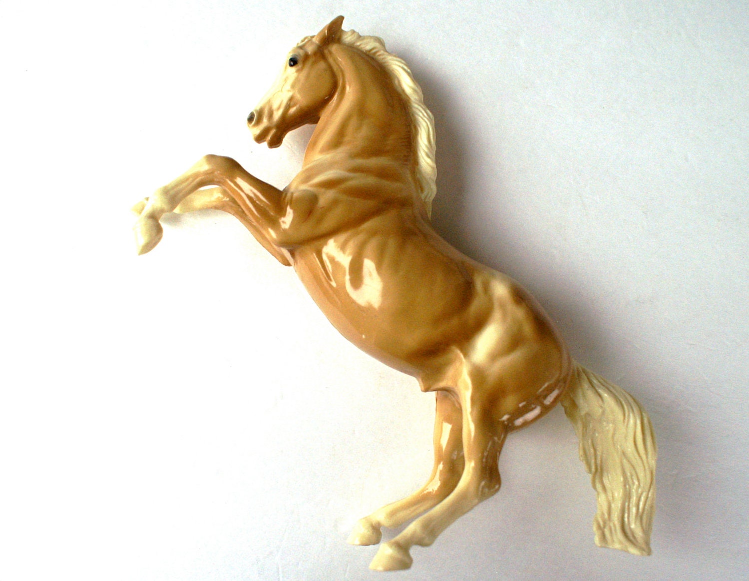 Where are breyer horses made information