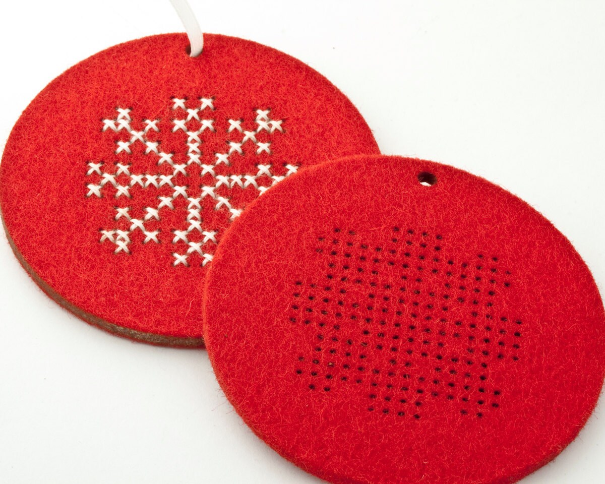 DIY Christmas Ornament Kit Set of 3 Wool Felt Ornaments with