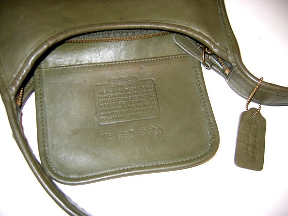 COACH Hobo Vintage Leather Handbag Olive Green Zip Top Ergo