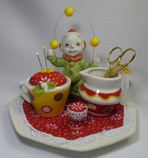 Juggling Clown Pin Cushion Set