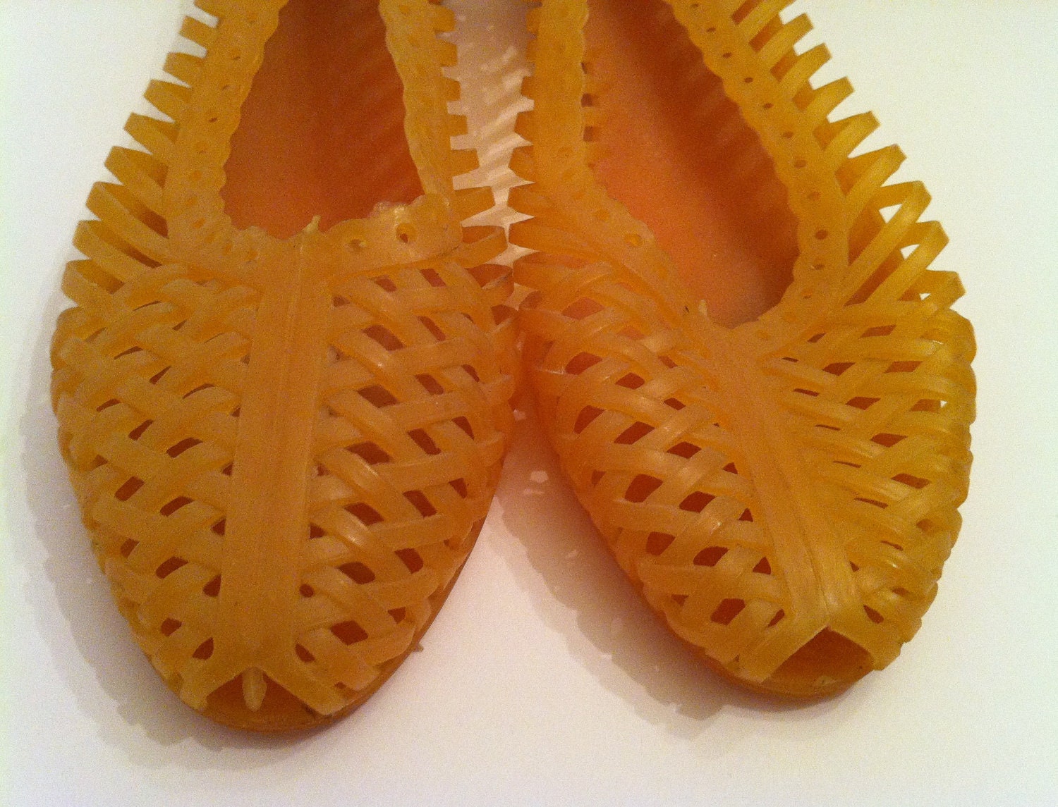 yellow jelly shoes