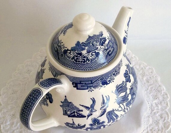 Vintage Blue Willow Teapot By Churchill Staffordshire