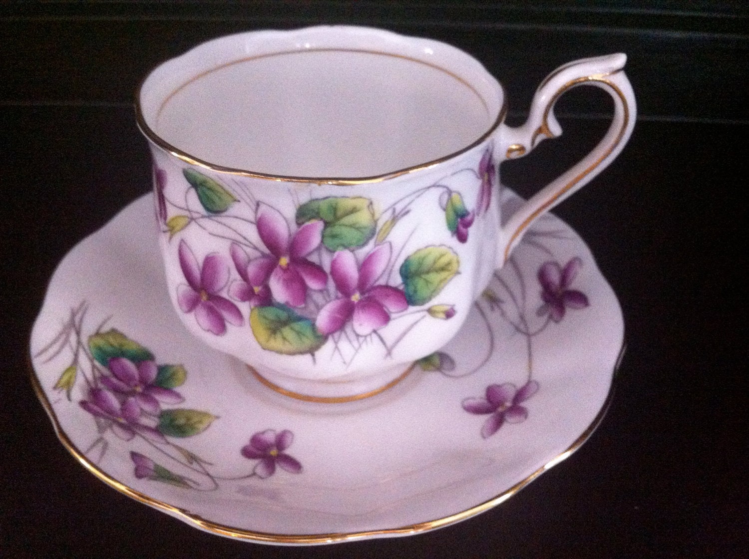 Royal Albert Flower of the Month Series Violets