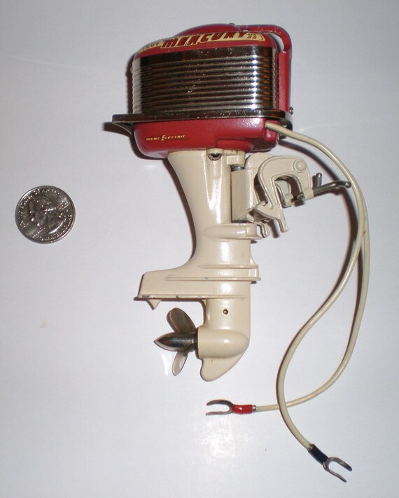 Vintage1950's toy MERCURY MARK 55 Kiekhaefer outboard boat