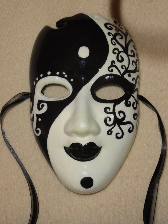 Yin Yang Mask