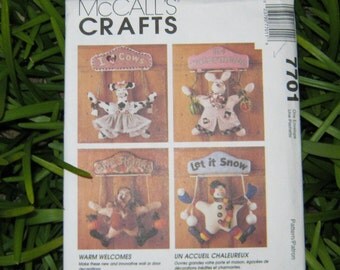 Uncut Pattern - McCall's 7701 - 4 Wall Hangings - Home Decor