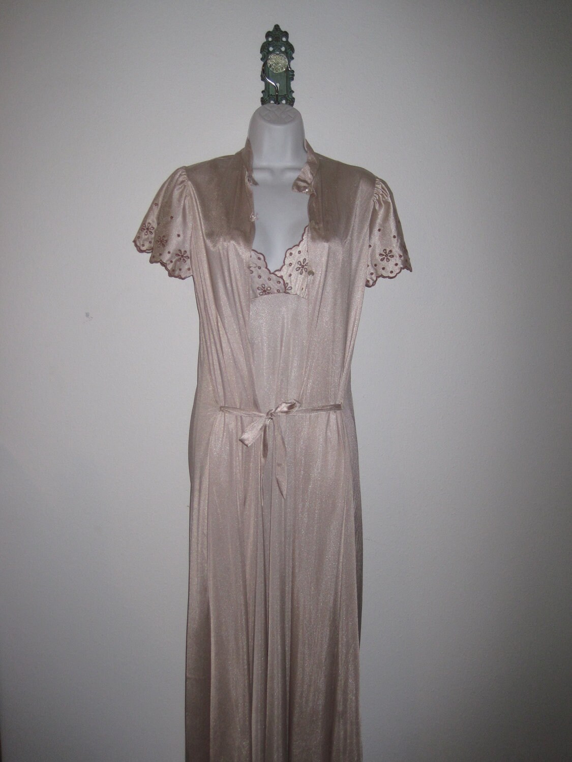 Vintage 70s Nylon JCPenney Taupe Nightgown and Robe