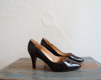 1960s Shoes / Patent Leather 60s Heels