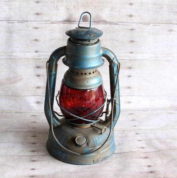 Vintage Dietz Little Wizard Lantern railroad red glass