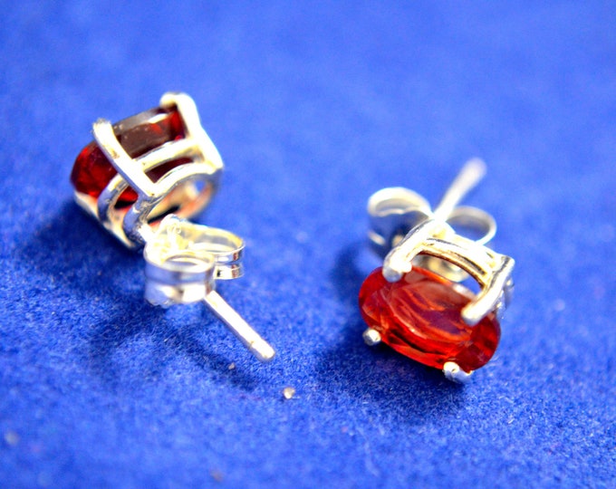 Natural Red Andesine Gemstons Stud Earrings, 7x5mm Oval, set in Sterling E28