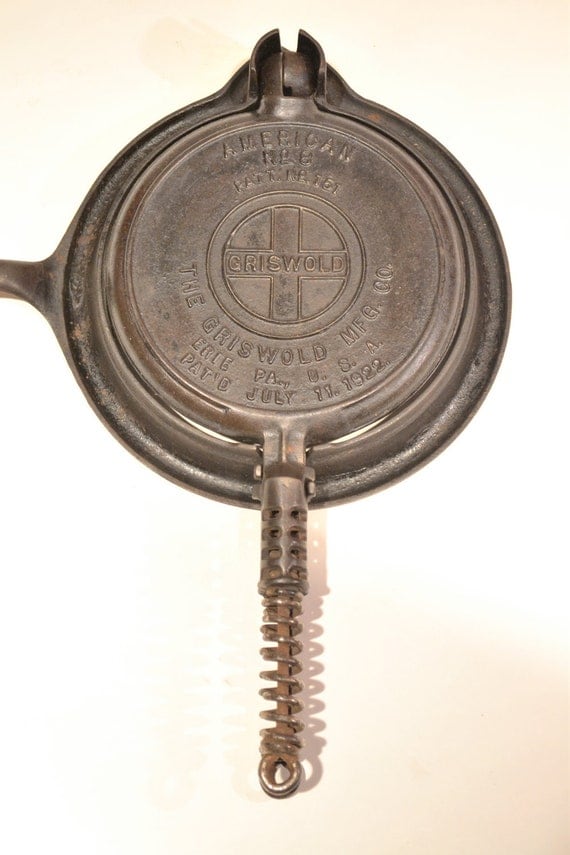 Vintage Waffle Iron 10