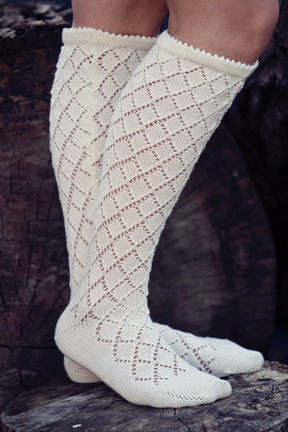 white lace knee high stockings