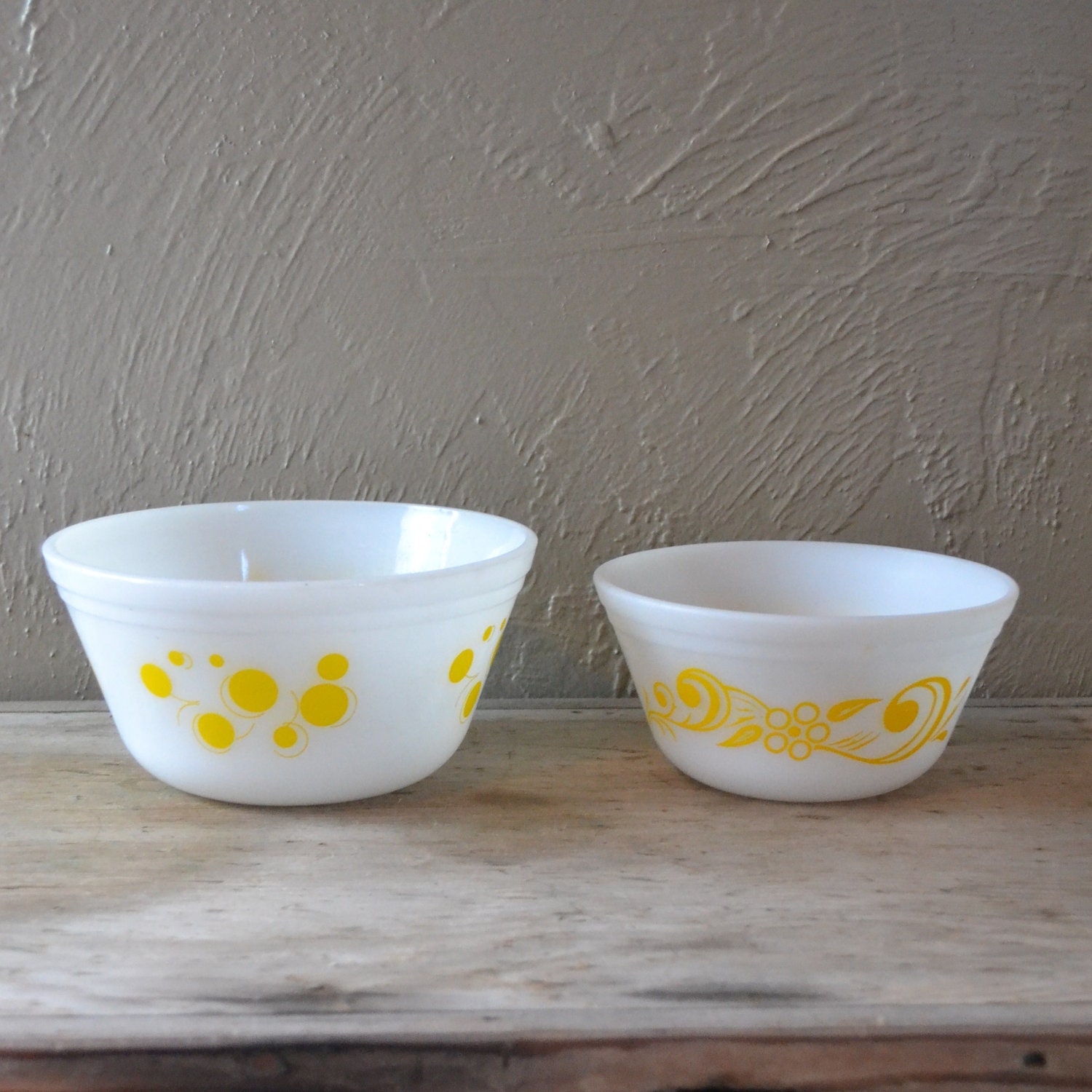 Vintage Federal Glass Mixing Bowl Set of 2 by RoyalHillVintage