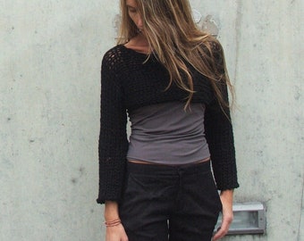 Black Shrug / Black Sweater / Noir Black Isle Chunky Alpaca mix shrug / cropped sweater size medium /