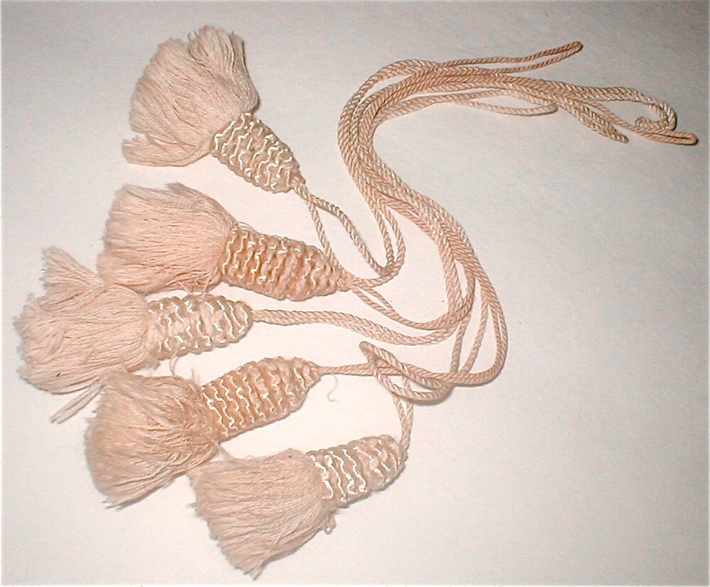 5 Tassel Window Shade Pulls Vintage 40s