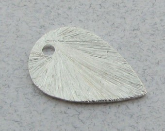 16mm Flat Petal Teardrops Shaped Bali Sterling Silver Brushed Line Texture Charms Components (2 beads)