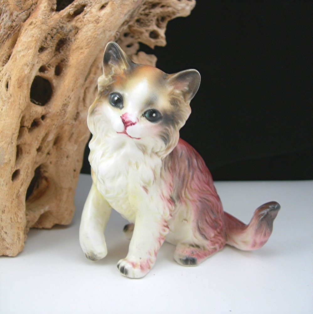 cat figurine collectors