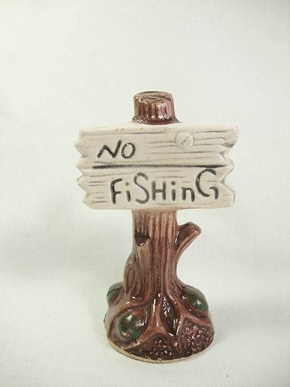 vintage aquarium fish tank no fishing sign by Sassydoggs on Etsy