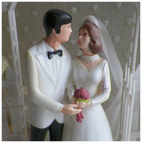 Vintage Wilton Wedding Cake Topper