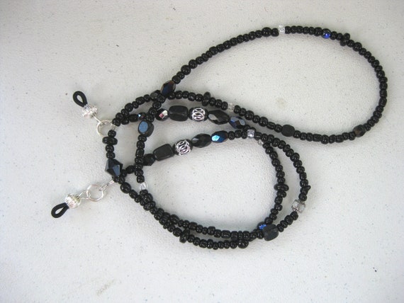 Eye glass chain made in black.