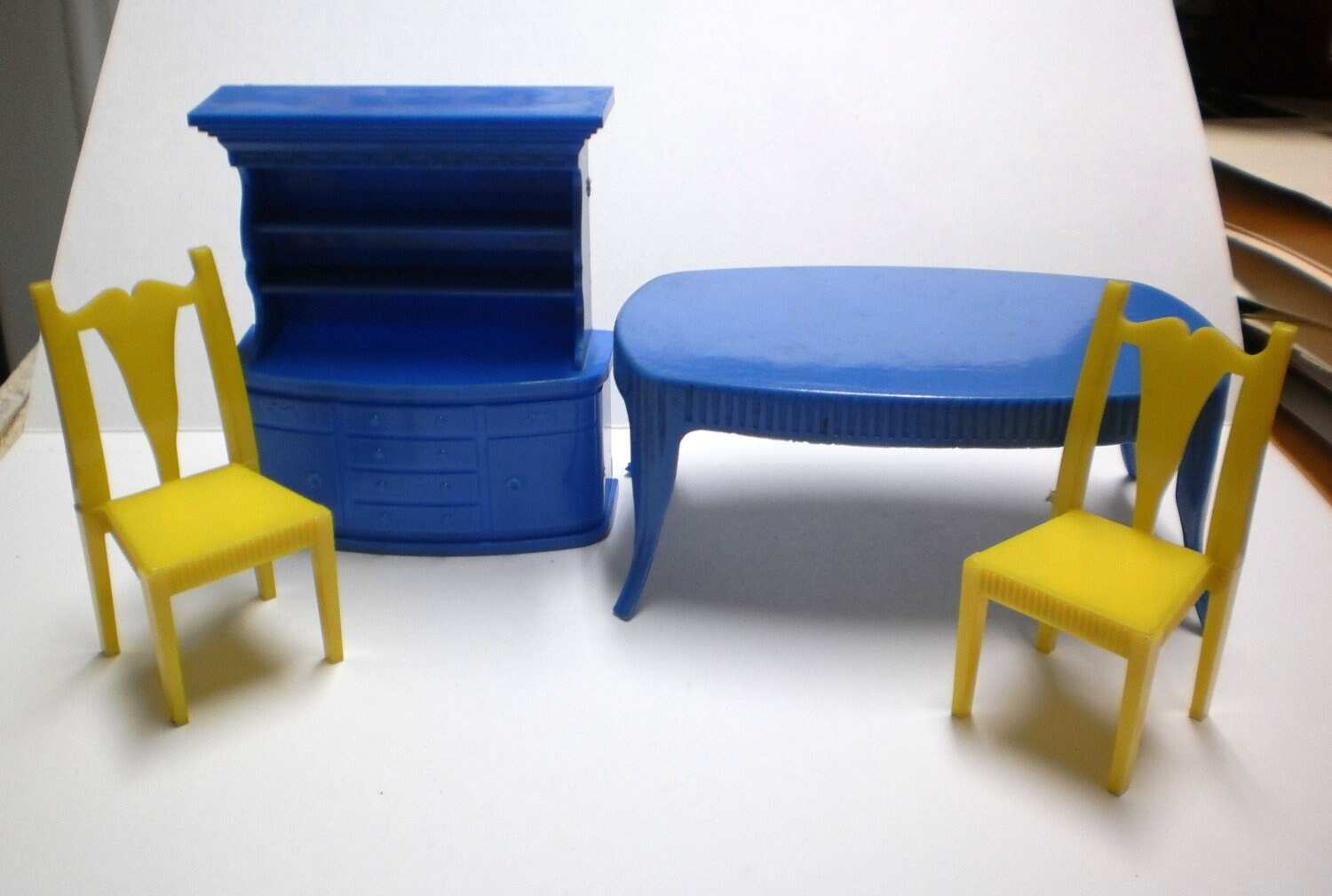 Doll House Furniture Plastic Superior Renwal by VintageCarolina