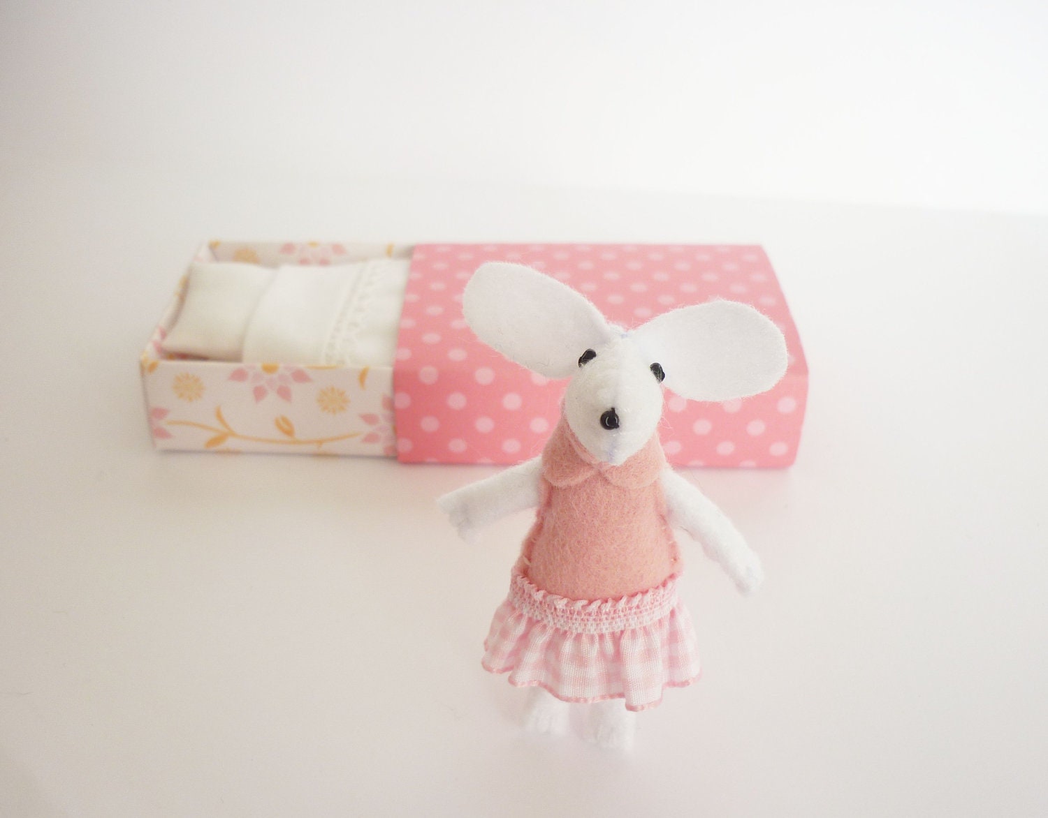 Laura White pink mouse plush in matchbox bed