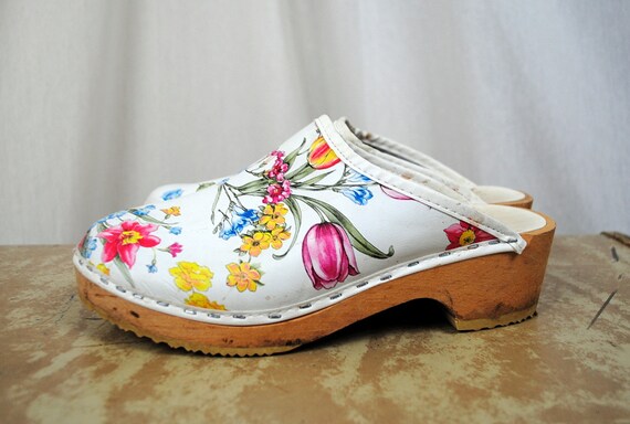 floral leather clogs