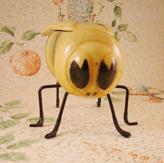 Honey Pot BEE Shaped