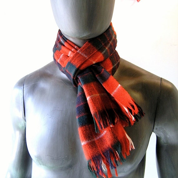 Johnstons of Elgin Scottish tartan cashmere scarf Red Fraser