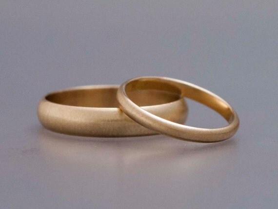 Gold Wedding Ring Set, His and Hers - Classic 2mm and 4mm Wide Half ...