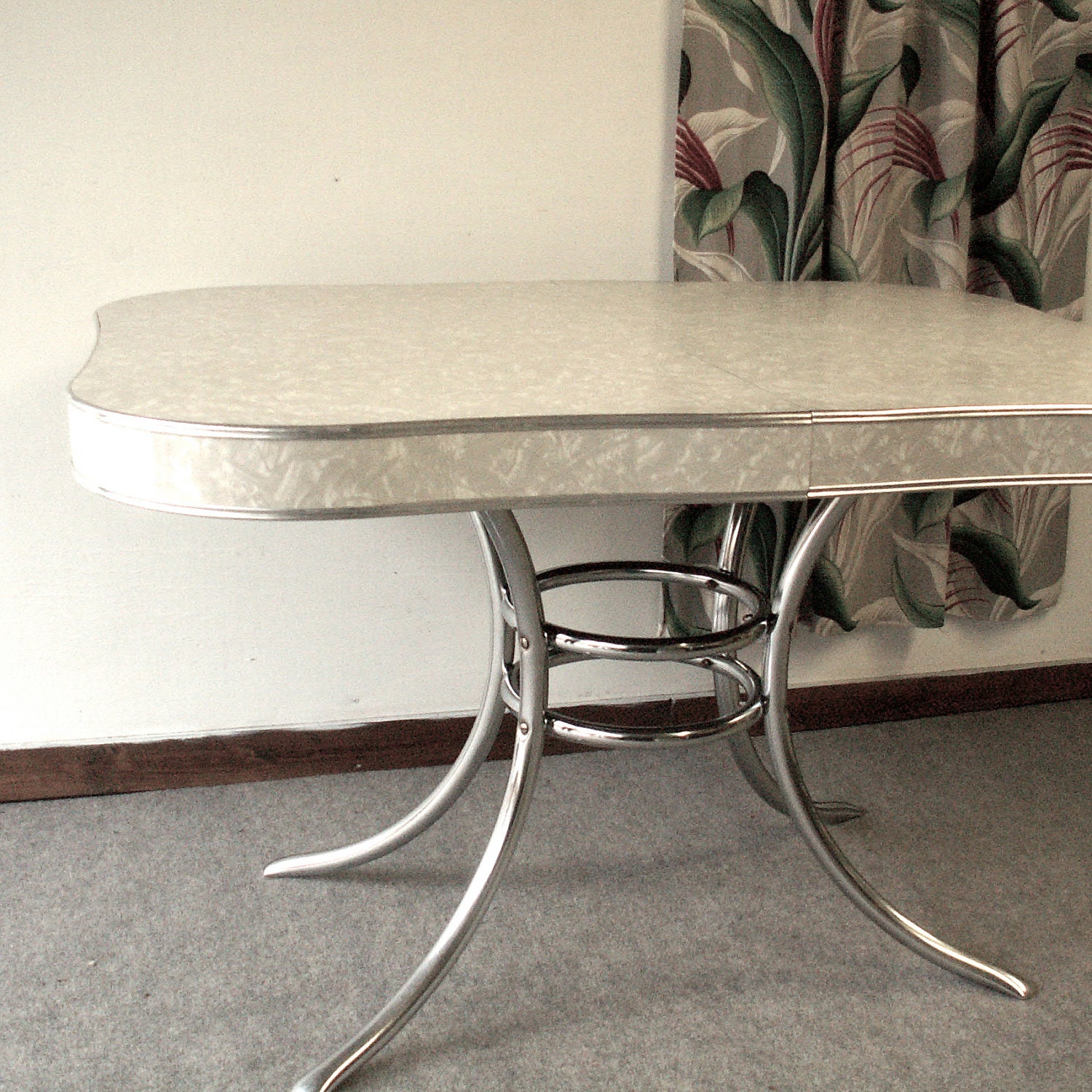 Vintage 1950s Formica and Chrome Kitchen Table