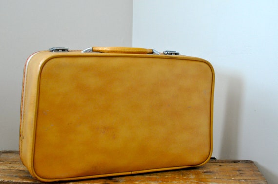 Vintage Mustard Yellow Amelia Earhart Suitcase