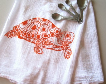 Tea Towel - Screen Printed Flour Sack Towel - Eco Friendly Kitchen Towel - Soft and Absorbent - Turtle - Natural Cotton - Classic Flour Sack