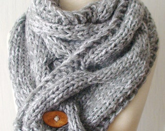 Grey Chunky Scarf / Cowl Thick warm Cabled Knit
