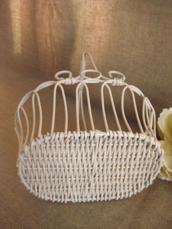 Flower Girl Basket in Heirloom White / Upcycled Painted Metal