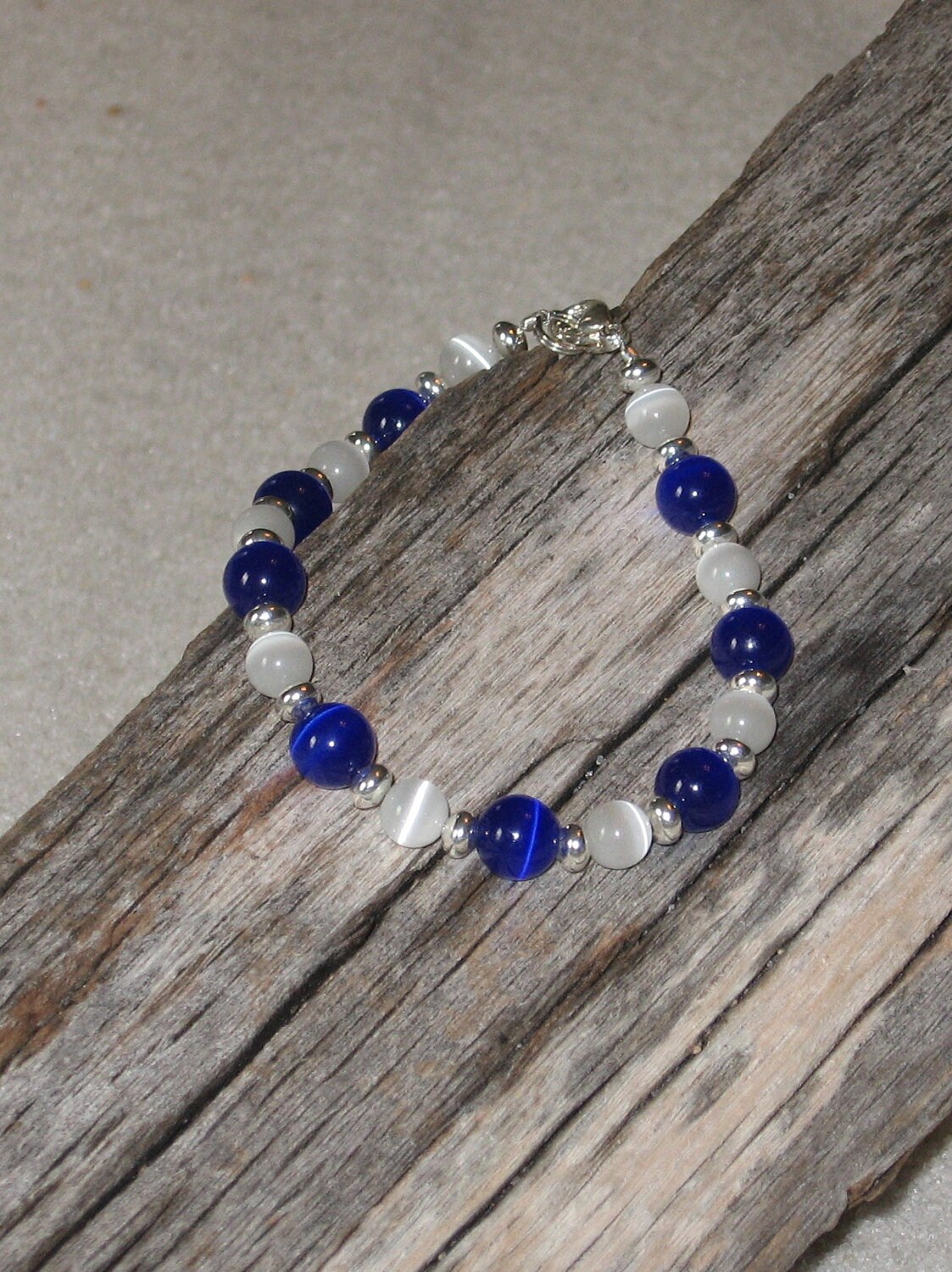 Blue and White Cats Eye Bracelet