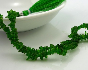 Stunning chrome diopside chip beads 1-4mm 1/4 strand