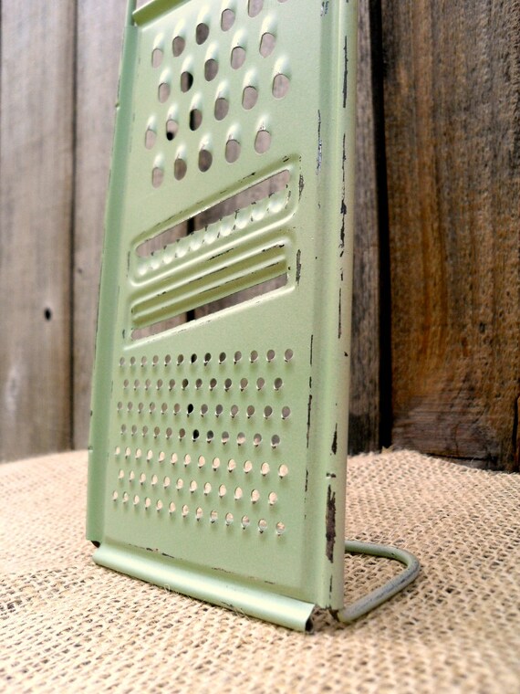 Mint Green Vintage Grater Earring Holder
