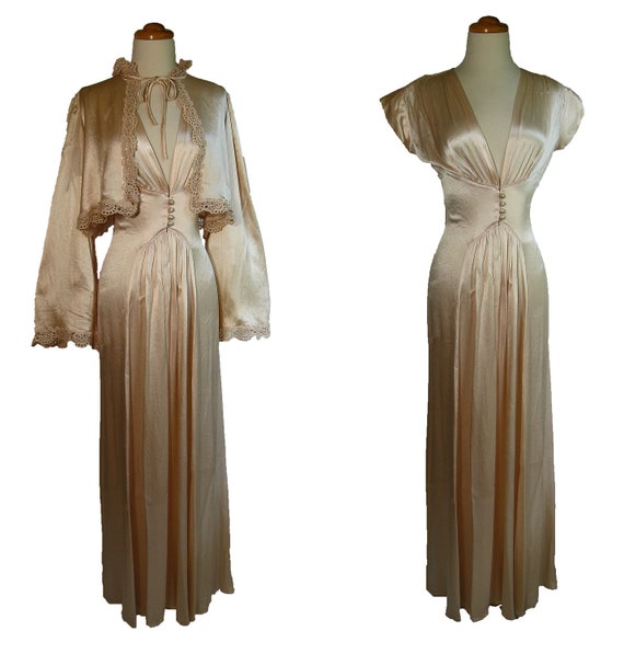 Late 1930s Early 1940s Silk PEIGNOIR SET. Vintage by EndlessAlley