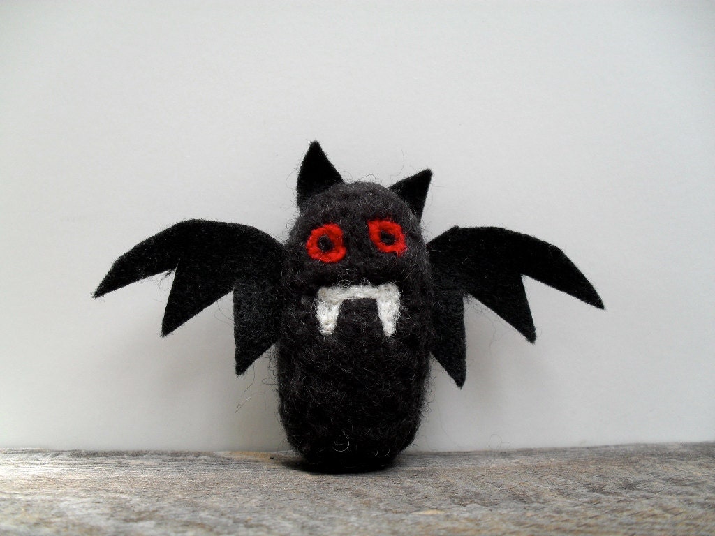 bat cat toy