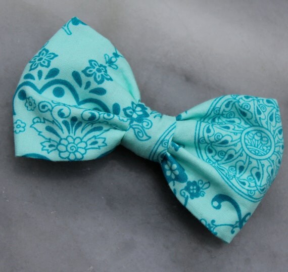 Items similar to Boys Bow tie in Teal and Turquoise Paisley clip on
