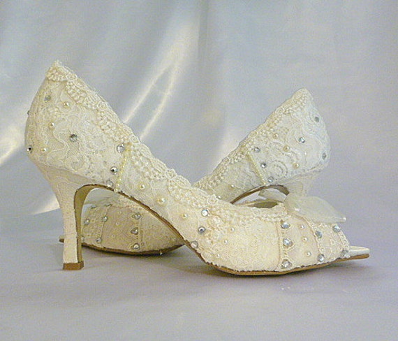 Lacey ivory ..mid heel...wedding by TessHarrissDesigns on Etsy