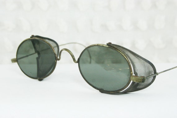 Antique 1800's Sunglasses Steel Oval Early Optical by DIAeyewear